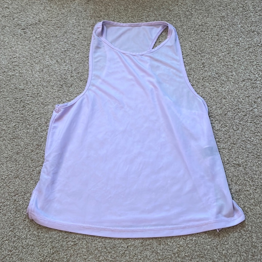 Light purple athletic workout tank